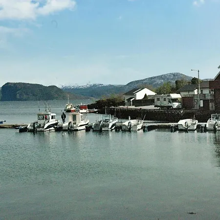4 Person In Sorbovag